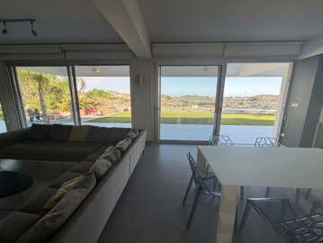 8c2dbf76-8309-4713-9780-f40cc3bc3111