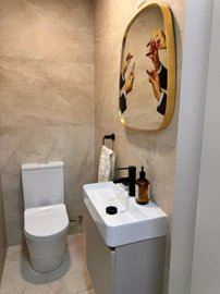 60b8b8c2-9984-4e0e-9df8-29b364a18e26