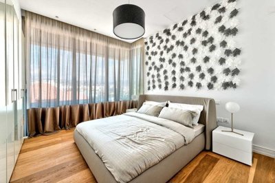 f996ada7-9041-4577-9a7d-5030728edd33