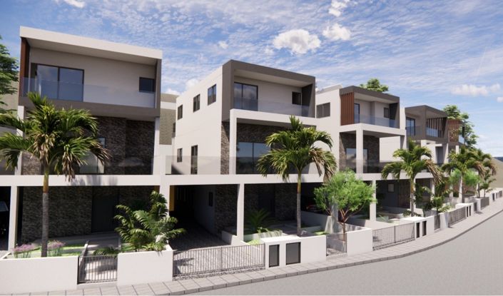 Image No.2-4 Bed House for sale