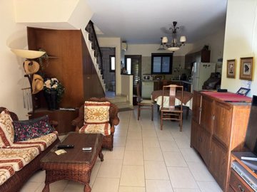 afe6b3ab-bb43-4b91-95e7-a7740023f6c8