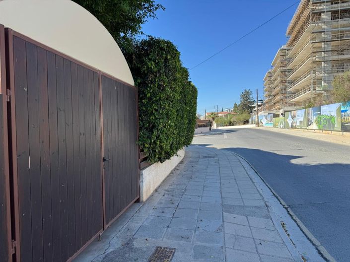 Image No.13-3 Bed House for sale