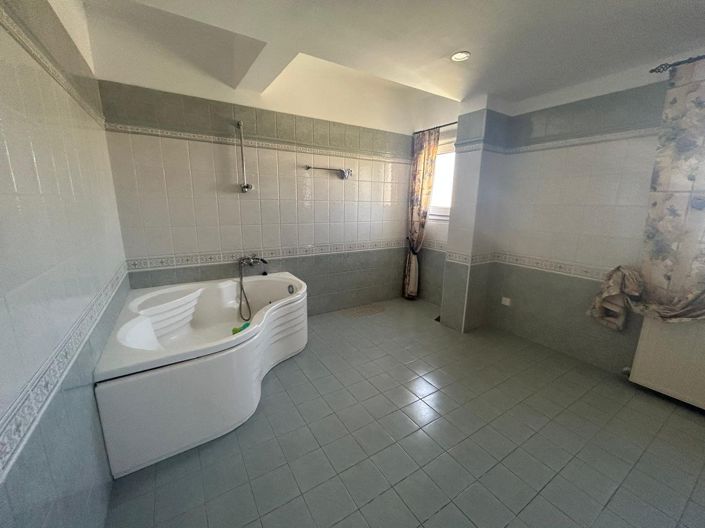 Image No.13-4 Bed Penthouse for sale