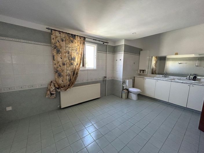 Image No.14-4 Bed Penthouse for sale