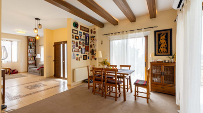 08454ef6-fd2d-4a2f-bda6-280ae47f1ea6