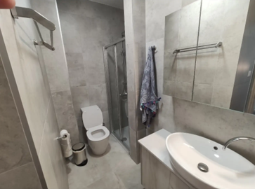 f9a90167-d300-4949-9313-6dcd506f5d95