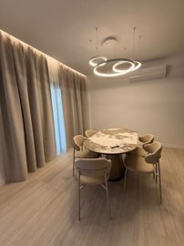 eb42e231-f81e-4c80-b622-b310ce7a4f8c