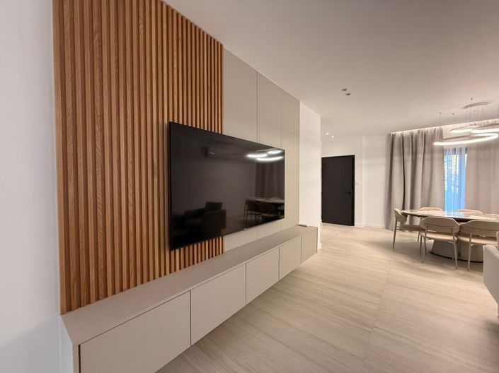 Image No.11-3 Bed House for sale