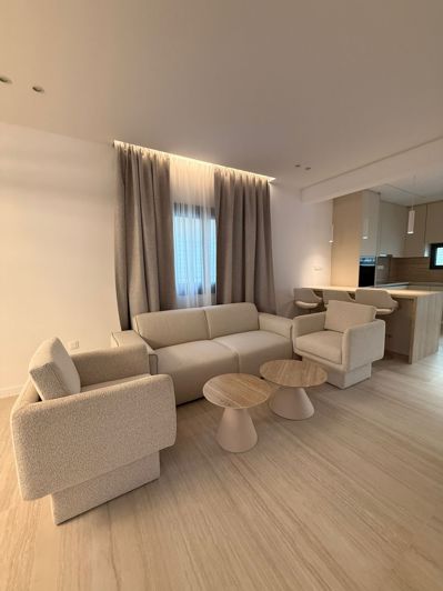 Image No.12-3 Bed House for sale