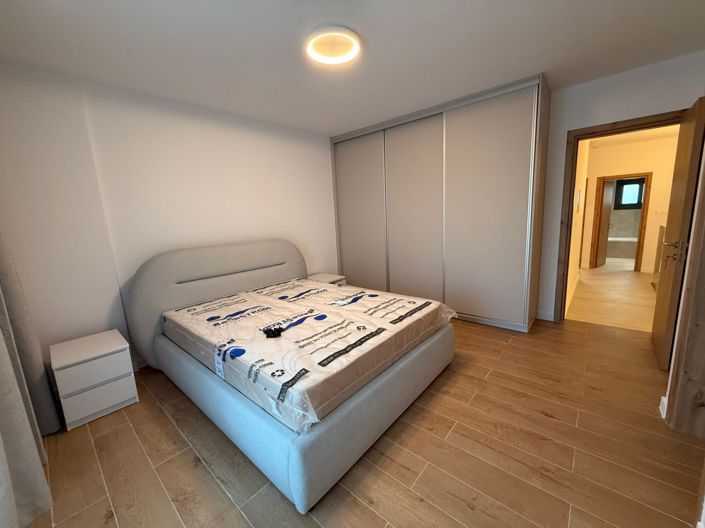 Image No.13-3 Bed House for sale