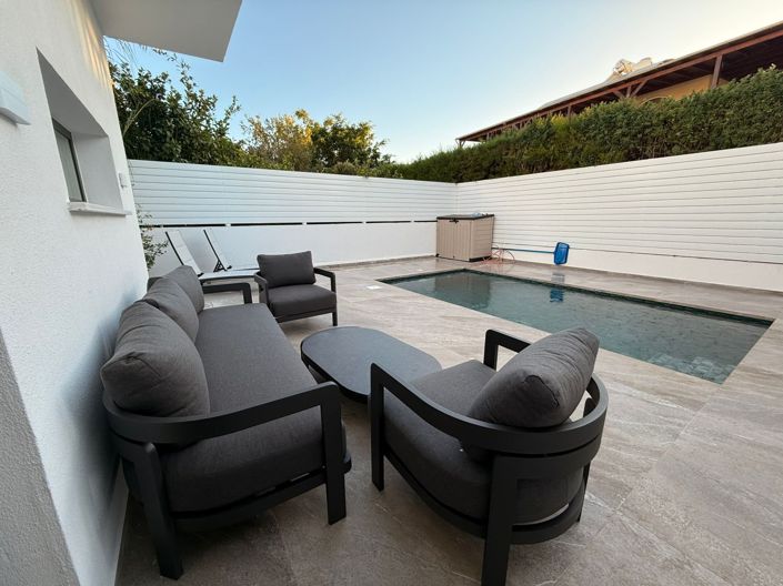 Image No.2-3 Bed House for sale