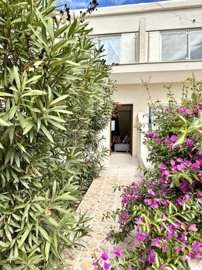 39f93638-3ddf-4ce0-a13a-582b1ff2a796