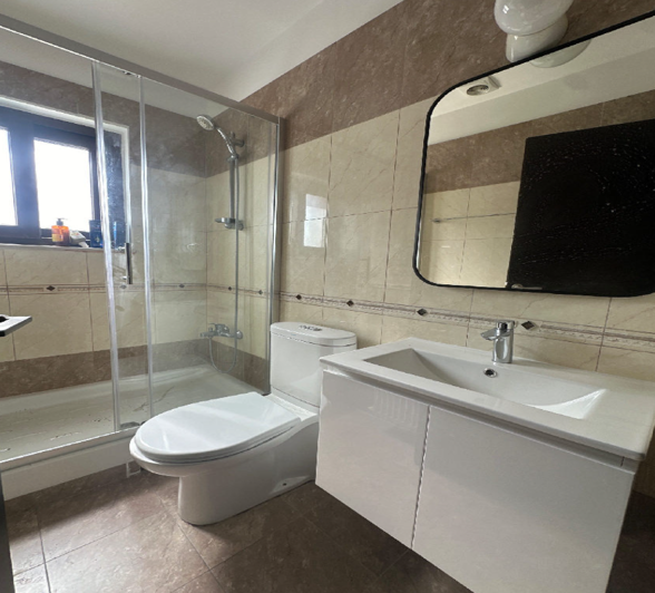 Image No.11-4 Bed House for sale