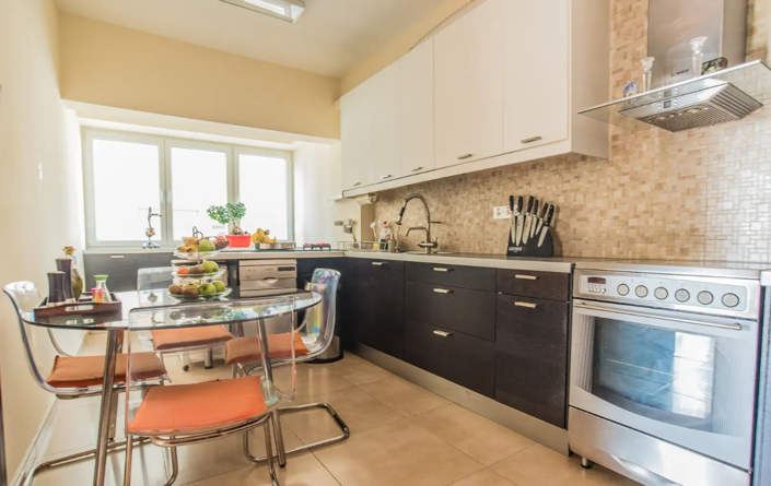 Image No.9-3 Bed Apartment for sale