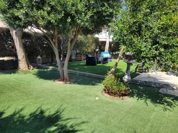 ffe9ac21-b6d2-4ad6-9163-10cc5f45b6f6