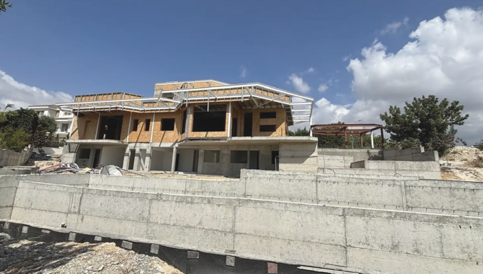 Image No.10-7 Bed Villa for sale