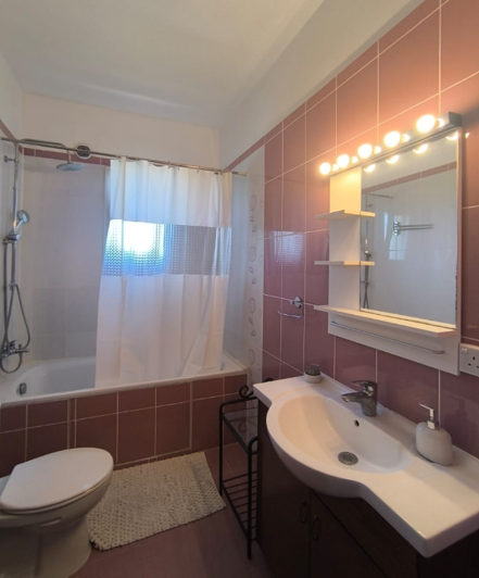 Image No.4-4 Bed House for sale