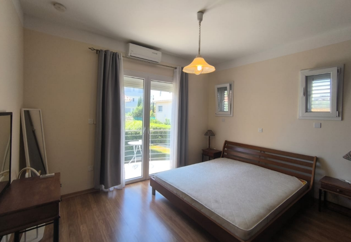 Image No.7-4 Bed House for sale