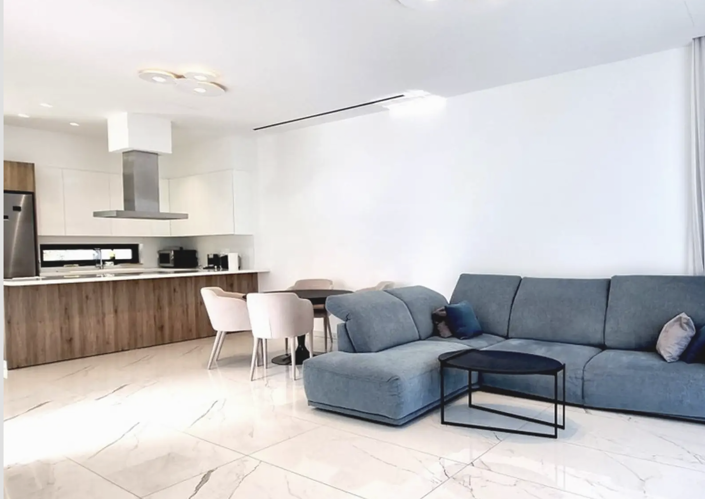 Image No.3-Villa de 4 chambres à vendre à Germasogeia