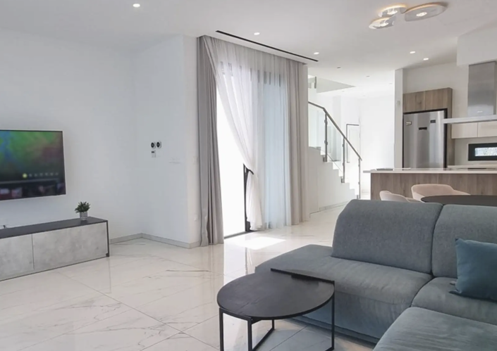 Image No.5-Villa de 4 chambres à vendre à Germasogeia