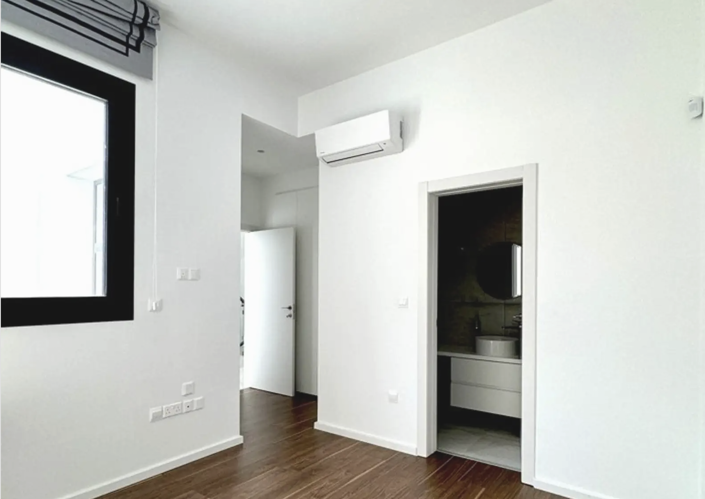 Image No.8-Villa de 4 chambres à vendre à Germasogeia