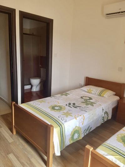 Image No.17-2 Bed Apartment for sale