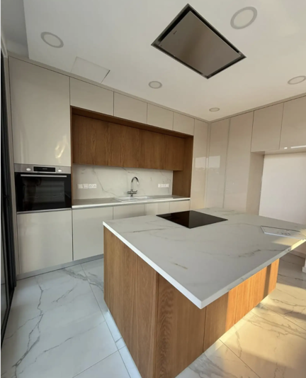 Image No.7-4 Bed House for sale