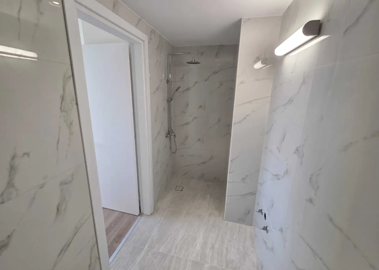 8aa2af24-087f-45a4-a258-95d6a4c6e905