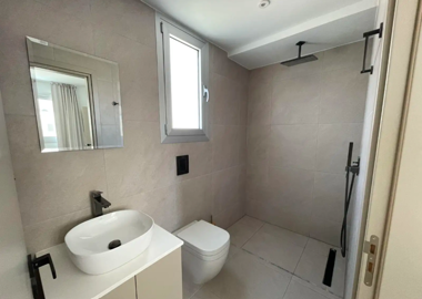 c7490fce-a8cf-4c77-9469-c31dacc3a764