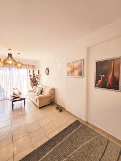 Image No.3-Appartement de 2 chambres à vendre à Agios Tychonas