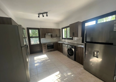 d63218aa-d7db-4f04-84cf-4f321da82423