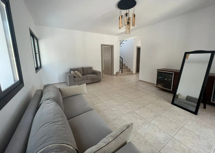 Image No.8-5 Bed Villa for sale