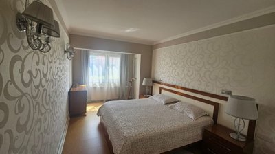 a437f337-f202-4396-90f0-82a719b0facc