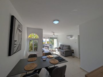 2415bb3f-74df-4554-bc68-efbf6d6a5037