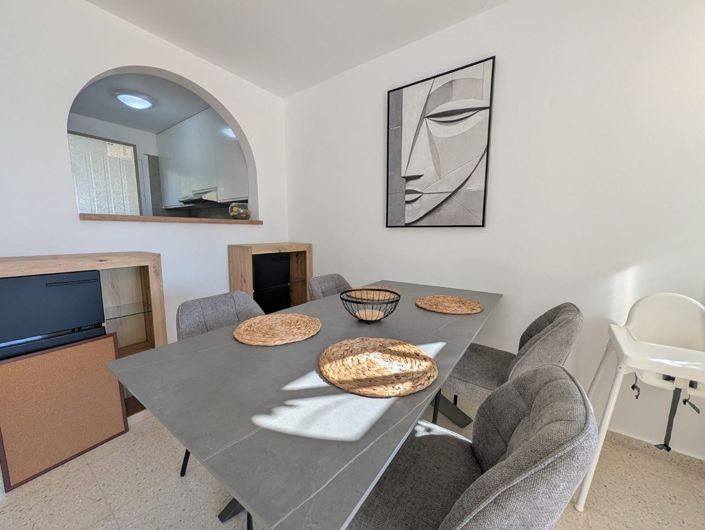 Image No.10-Appartement de 2 chambres à vendre à Peyia