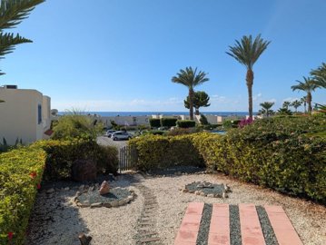 1842d66e-b721-4e53-93fe-65dcacb14541