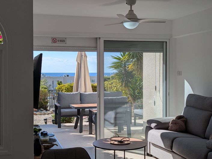 Image No.2-Appartement de 2 chambres à vendre à Peyia