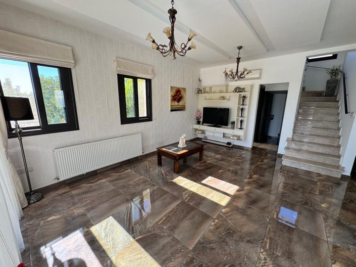 Image No.15-3 Bed Villa for sale