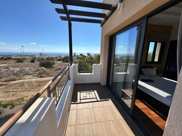 ffb3ed5b-f959-429c-bca3-3fdaa07b3ce8