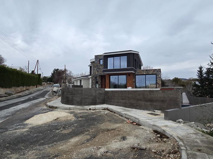 Image No.2-4 Bed Villa for sale