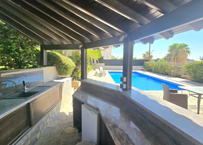 Image No.6-5 Bed Villa for sale