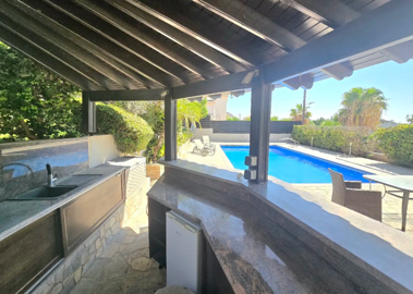 2d4ee1d1-5a4f-4f4a-9e24-c248109ae4a0