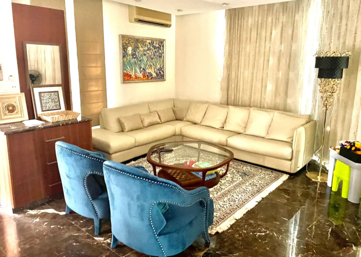 Image No.3-Villa de 5 chambres à vendre à Parekklisia