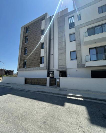 Image No.3-Appartement de 2 chambres à vendre à Agios Athanasios