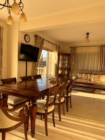 Image No.11-5 Bed House for sale