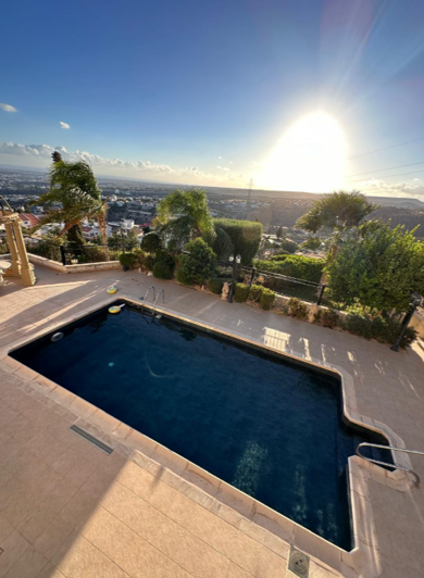 Image No.19-5 Bed House for sale