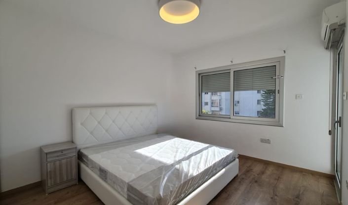 Image No.2-4 Bed Apartment for sale