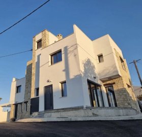 9b81b062-65c7-4214-ad40-5bd40f9acc9a