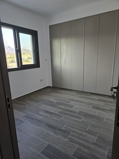 Image No.13-3 Bed House for sale