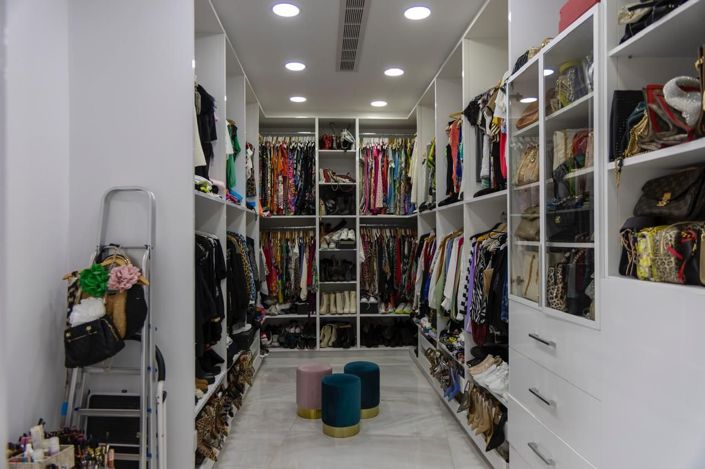 Image No.14-7 Bed House for sale